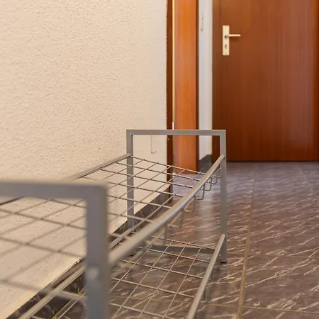 Flex Aparts - Moeblierte In Appartement